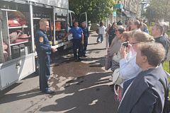 Жители больше узнали о работе спасателей